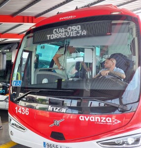 Autocares Costa Azul - AVANZA